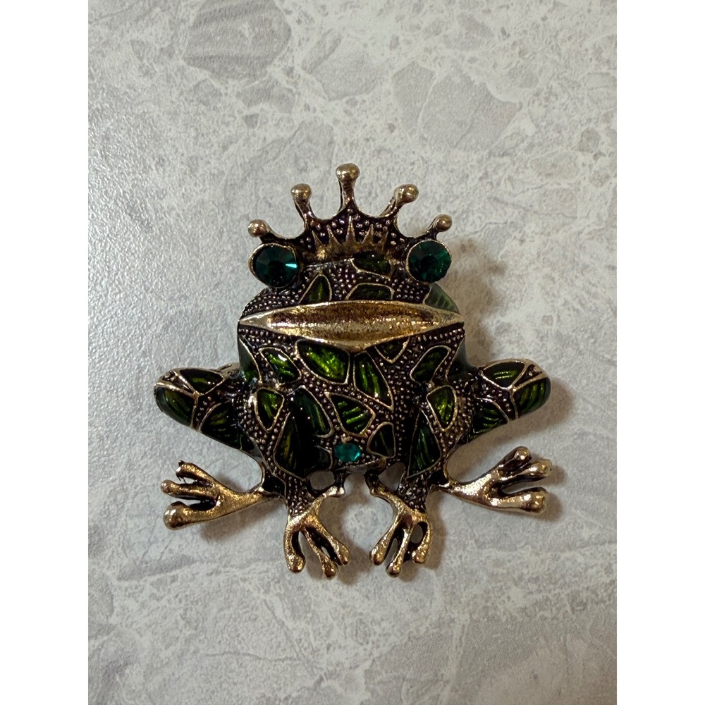 Vintage Frog Prince Brooch Pin Gold Tone Green Enamel Rhinestone Crown Pendant